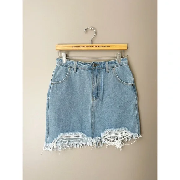 Tiger Mist Nikita Denim Mini Skirt High Waist Distressed New Tags Small - Picture 2 of 4